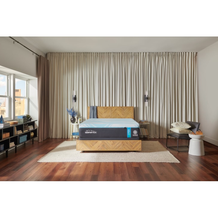 Tempur-Pedic® Tempur-LuxeBreeze® 2.0 Med Hybrid Tempur-LuxeBreeze® Medium Hybrid Twin XL