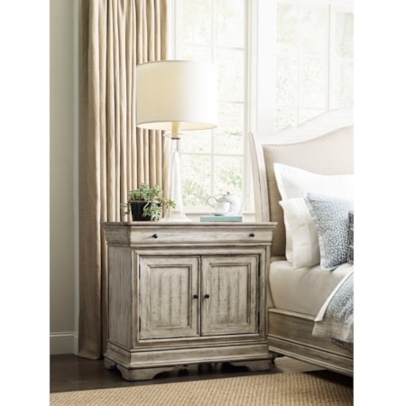 Wexford Bachelor's Chest