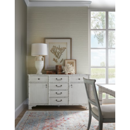 2-Door Bungalow Buffett